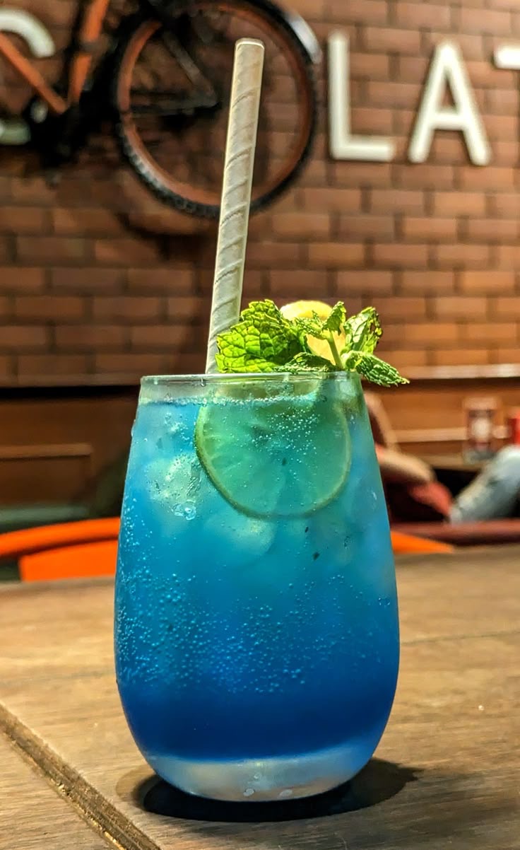 Mojito blueberry -موخيتو توت ازرق 